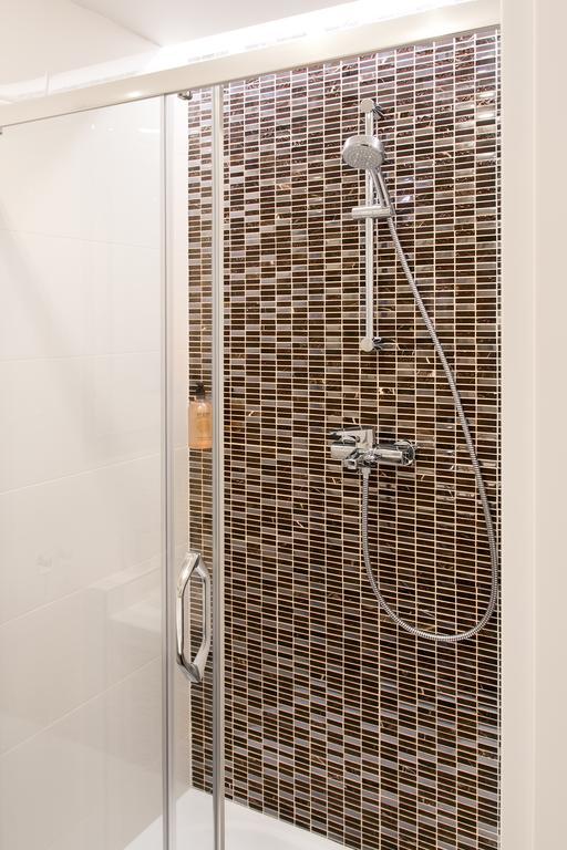 Bear Fountain Residence براغ المظهر الخارجي الصورة